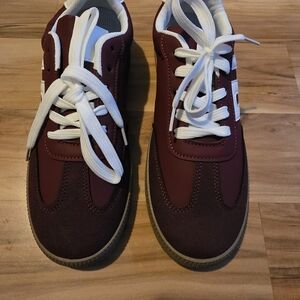 Women Burgundy Sneakers